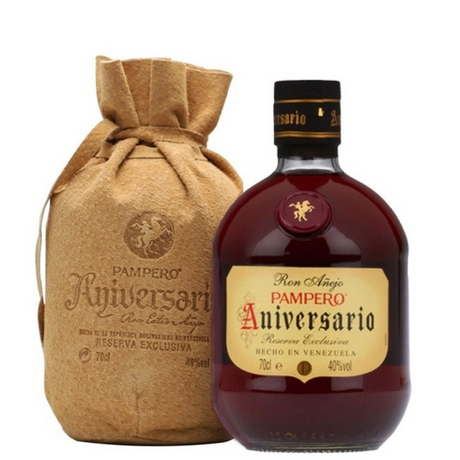 Jubiläums-Pampero-Flasche mit Lederetui